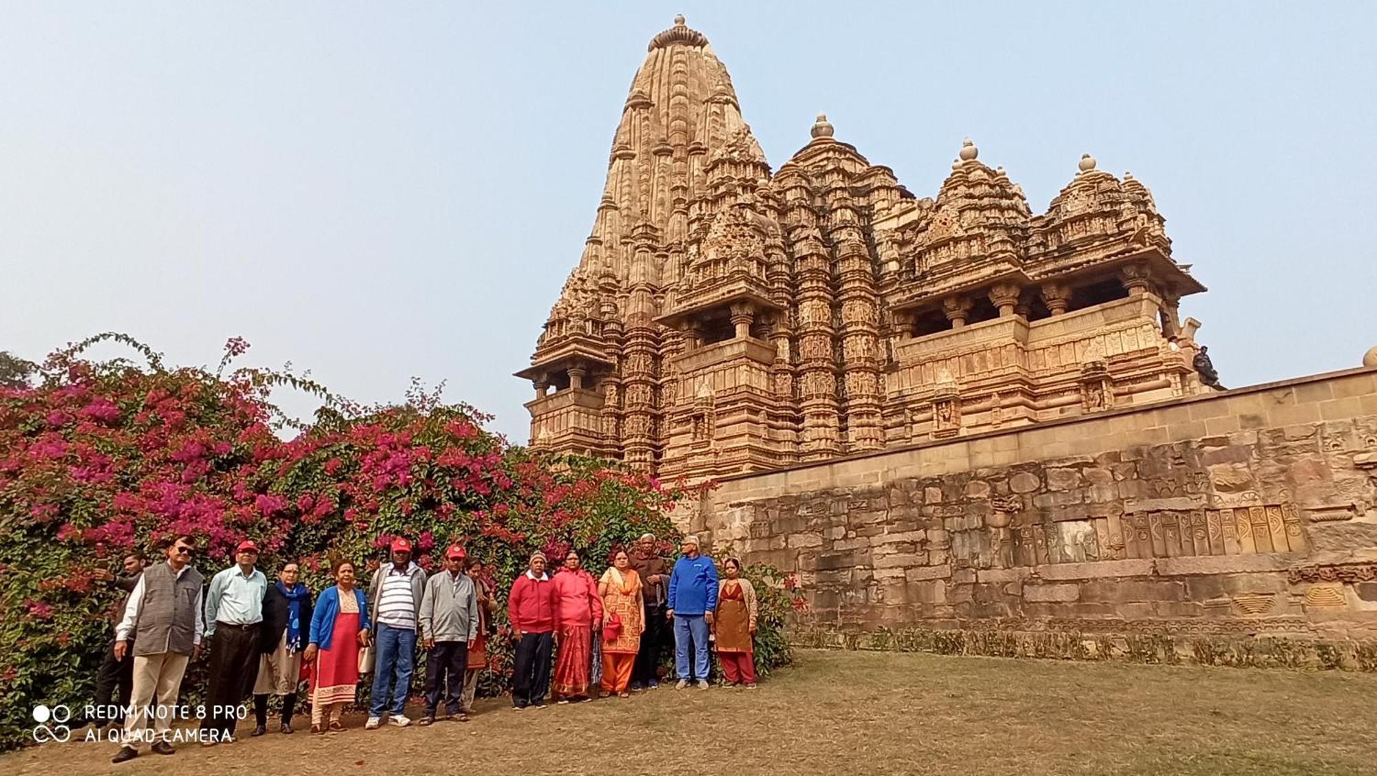 Abhiram Homestay Khajurāho Esterno foto