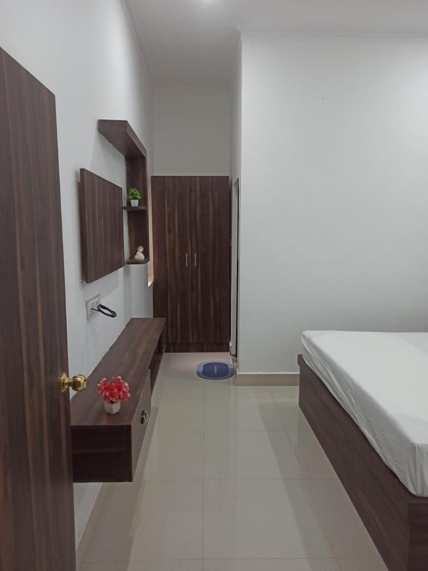 Abhiram Homestay Khajurāho Esterno foto