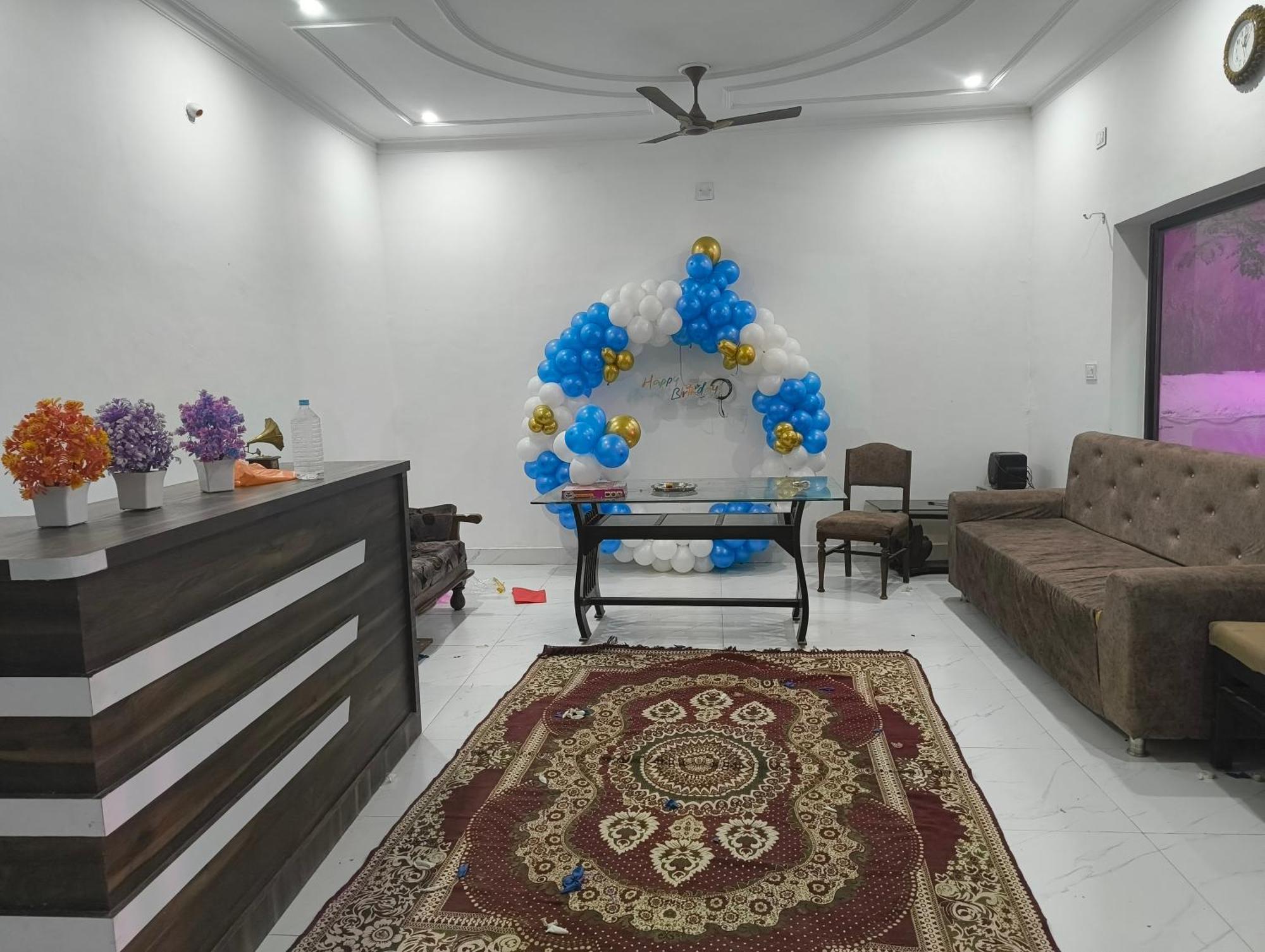 Abhiram Homestay Khajurāho Esterno foto